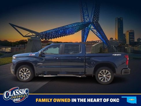 Used 2021 Chevrolet Silverado 1500 RST AWD/4WD image 4