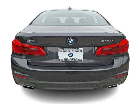 Used 2019 BMW 540i xDrive w/ M Sport Package AWD/4WD image 5