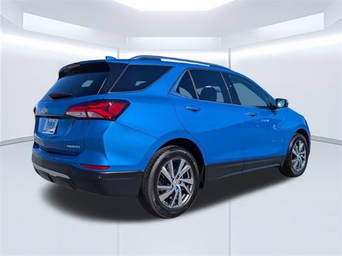 Used 2024 Chevrolet Equinox Premier image 4