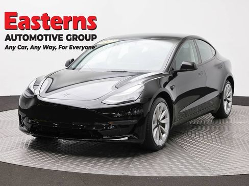 Used 2022 Tesla Model 3 Long Range AWD/4WD image 1