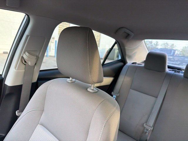 Used 2014 Toyota Corolla LE FWD image 61
