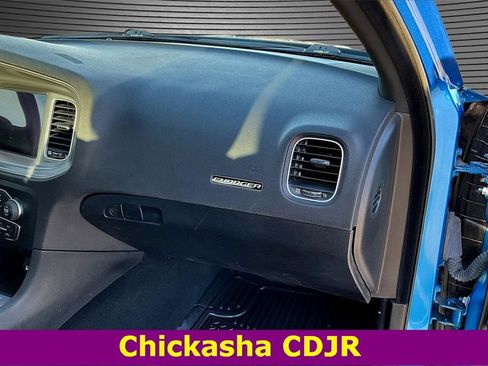 Used 2023 Dodge Charger SXT w/ Cold Weather Package image 23