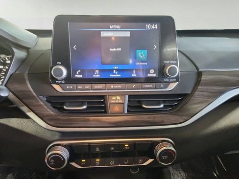 Used 2023 Nissan Altima 2.5 SV FWD image 16