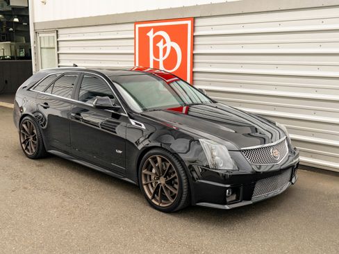 Used 2011 Cadillac CTS V w/ Wood Trim Package image 42
