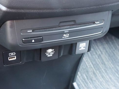 Used 2024 Honda Odyssey Elite image 19