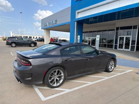 Used 2020 Dodge Charger GT w/ Driver Convenience Group RWD image 2