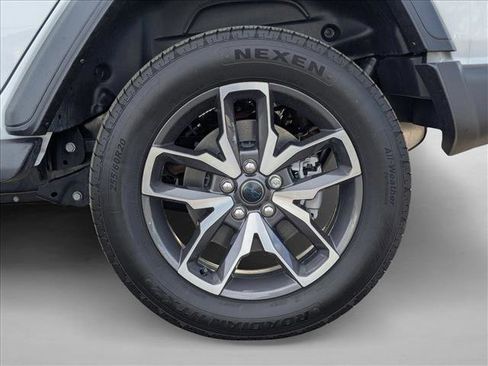 Used 2025 Jeep Wrangler Sport S w/ Convenience Group image 10