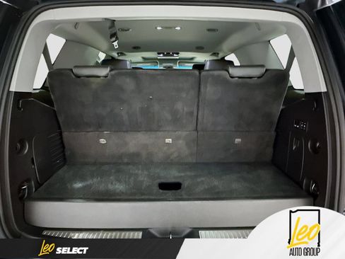 Used 2019 Chevrolet Tahoe Premier RWD image 32