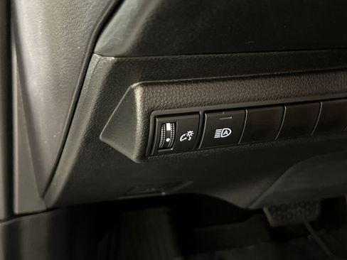 Used 2026 Toyota Corolla SE FWD image 30