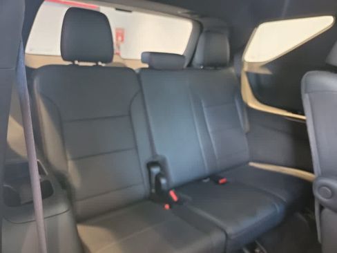 Used 2024 Chevrolet Traverse Z71 w/ Enhanced Driving Package AWD/4WD image 19