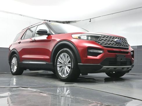 Used 2020 Ford Explorer Limited image 34