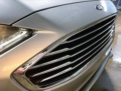 Used 2020 Ford Fusion SE w/ Equipment Group 151A image 29