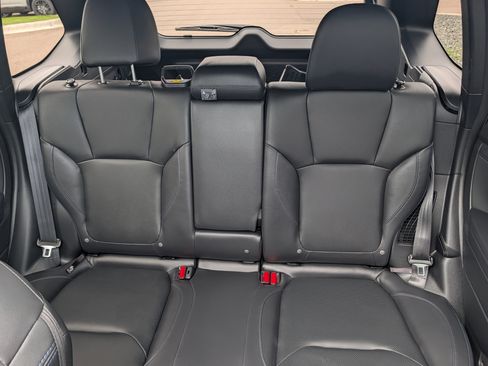 Certified 2025 Subaru Forester Limited w/ Popular Package AWD/4WD image 13