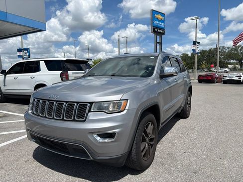 Used 2018 Jeep Grand Cherokee Limited AWD/4WD image 1
