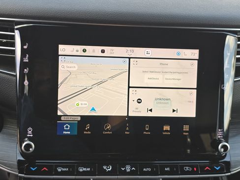 Used 2024 Jeep Wagoneer L Series II w/ Flexible Seating Group AWD/4WD image 23