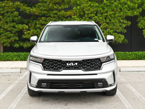 Used 2023 Kia Sorento EX FWD image 2