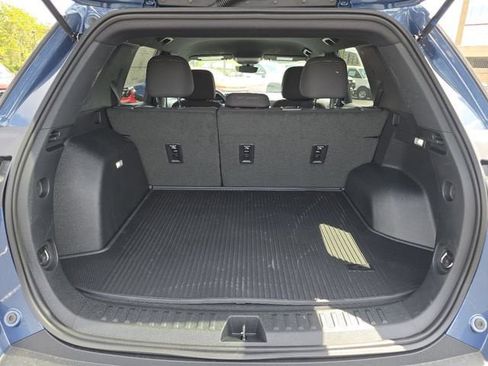 New 2026 Chevrolet Equinox LT w/ Safety and Technology Package FWD image 11