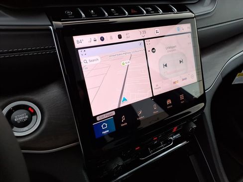 New 2025 Jeep Grand Cherokee Limited image 23