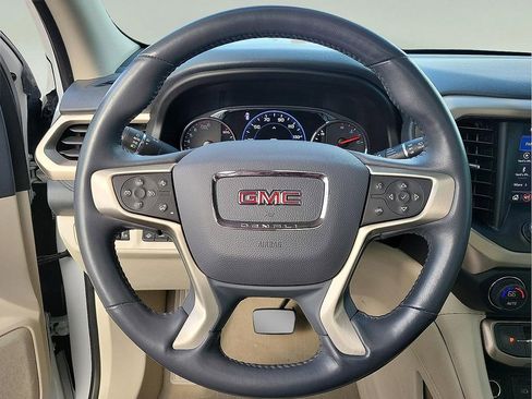 Used 2022 GMC Acadia Denali w/ Denali Ultimate Package image 19