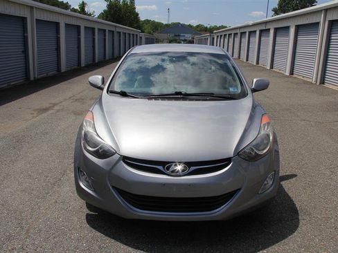 Used 2013 Hyundai Elantra GLS w/ Preferred Pkg FWD image 3