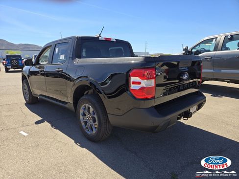 New 2026 Ford Maverick XLT image 3