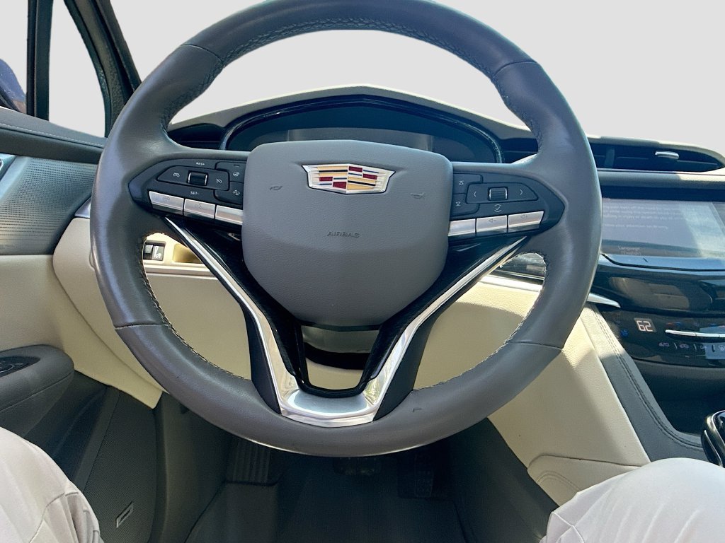 Used 2024 Cadillac XT6 Premium Luxury w/ LPO, Floor Liner Package AWD/4WD image 12