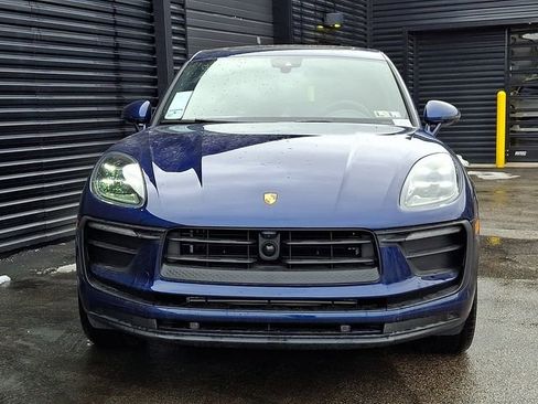 New 2025 Porsche Macan image 10