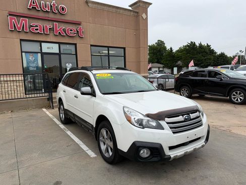 Used 2014 Subaru Outback 3.6R Limited AWD/4WD image 3