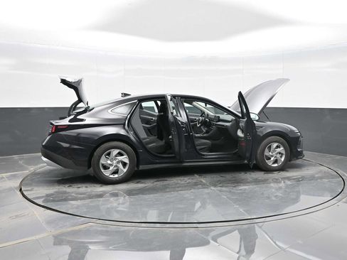 Used 2025 Hyundai Sonata SE FWD image 41