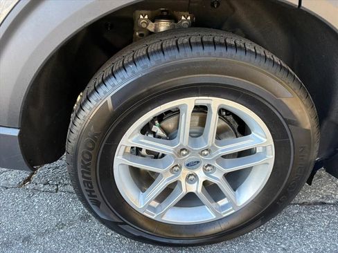 New 2026 Ford Explorer Active w/ Active Comfort Package image 24