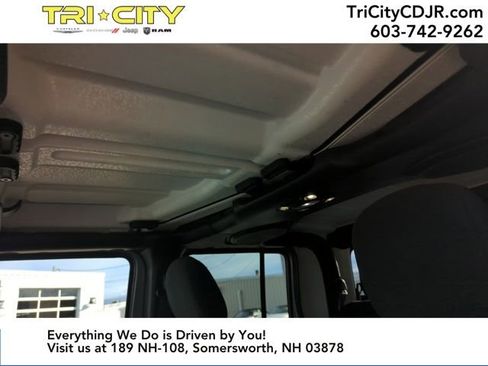 Used 2020 Jeep Gladiator Sport w/ Quick Order Package 24S image 31