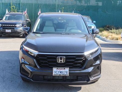 Used 2023 Honda CR-V EX image 2