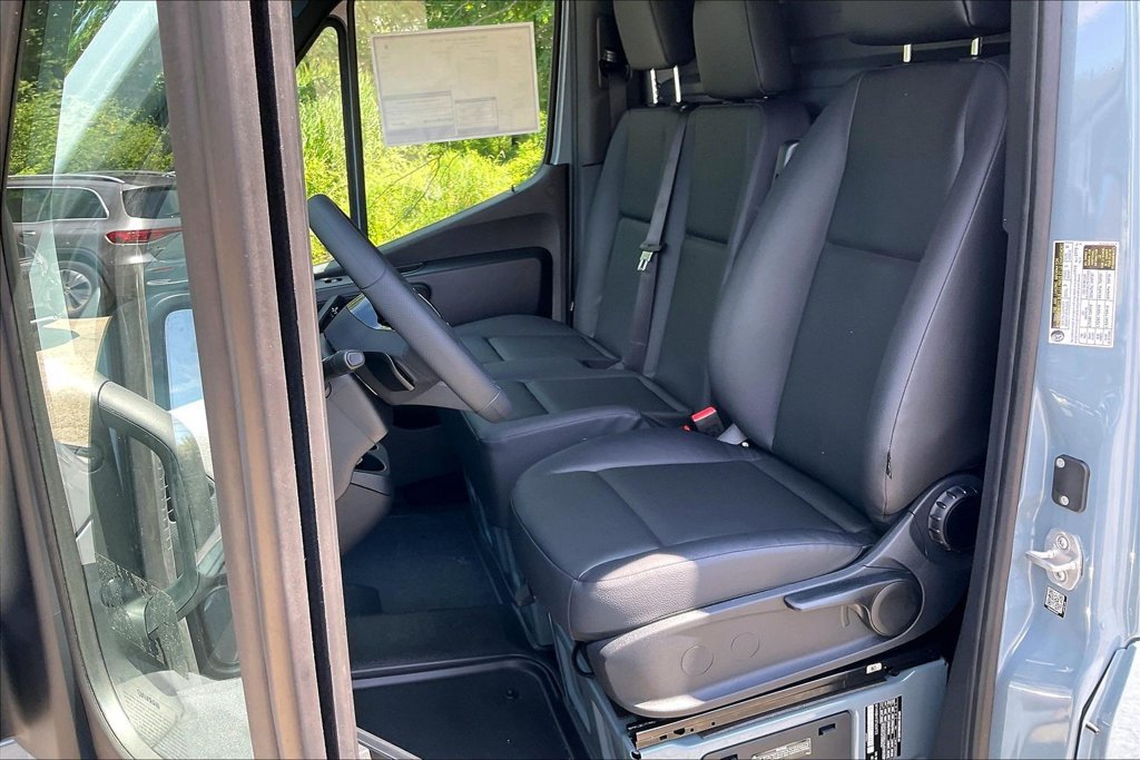 New 2026 Mercedes-Benz Sprinter 2500 image 8