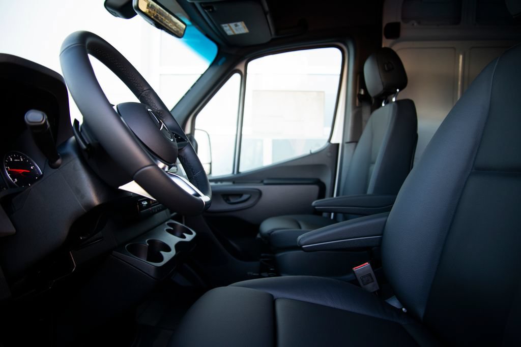 New 2026 Mercedes-Benz Sprinter 2500 image 13