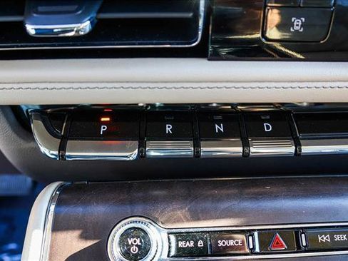 Used 2023 Lincoln Aviator Reserve w/ Equipment Group 201A AWD/4WD image 21