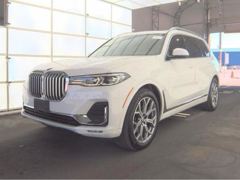 Used 2021 BMW X7 xDrive40i AWD/4WD image 2