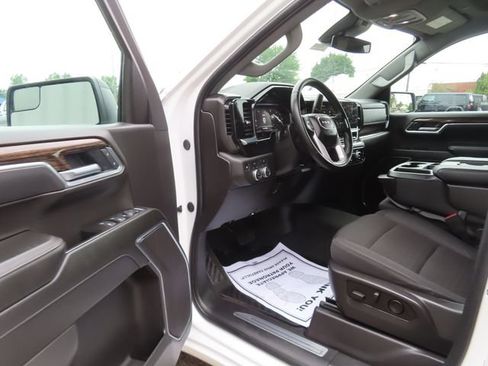 Used 2025 GMC Sierra 1500 Elevation AWD/4WD image 18