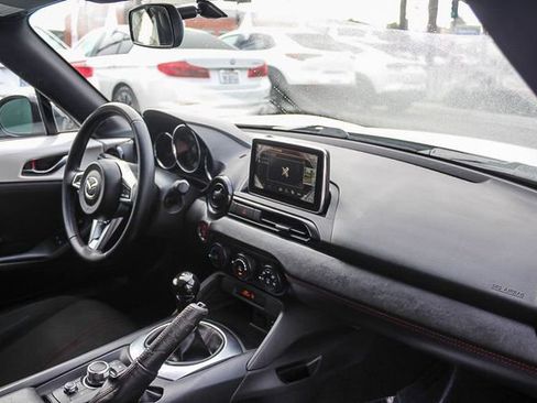 Used 2016 MAZDA MX-5 Miata Club w/ Brembo/BBS Package image 22