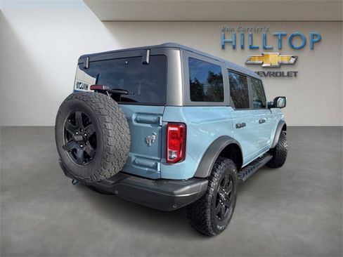 Used 2022 Ford Bronco Black Diamond image 6
