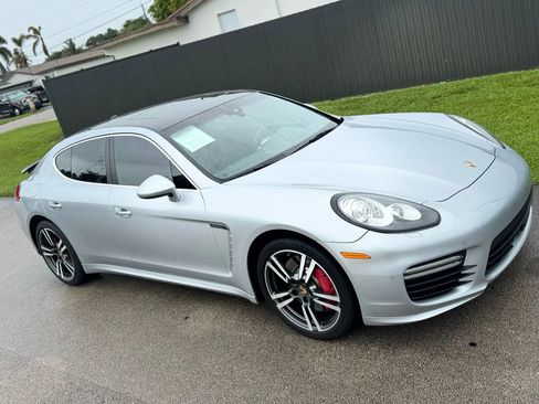 Used 2014 Porsche Panamera Turbo image 2