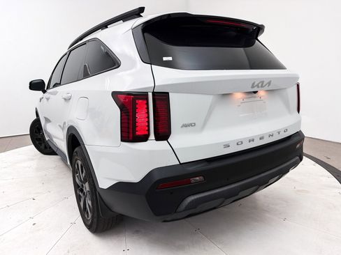 Used 2022 Kia Sorento S w/ Panoramic Sunroof Package image 12