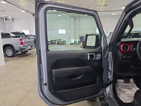 Used 2020 Jeep Wrangler Unlimited Rubicon AWD/4WD image 23