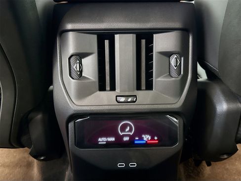 New 2025 BMW X3 xDrive30i w/ Premium Package image 26