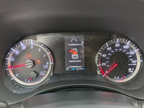 Used 2021 Toyota Highlander L image 24