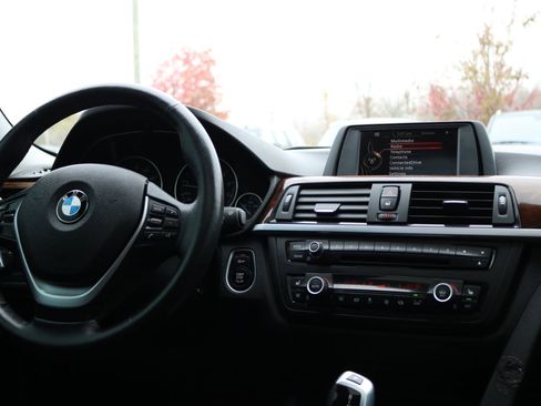 Used 2015 BMW 328i xDrive 328i xDrive Sedan image 39