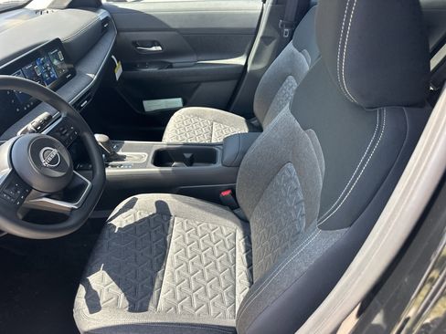 New 2026 Nissan Kicks SV FWD image 17