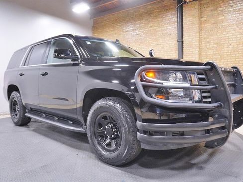 Used 2019 Chevrolet Tahoe 4WD PPV Police Red/Blue Visor w/ Remote Keyless Entry Package image 6