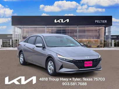 Used 2022 Hyundai Elantra SE