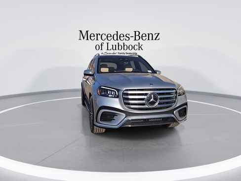 New 2026 Mercedes-Benz GLS 580 4MATIC image 2