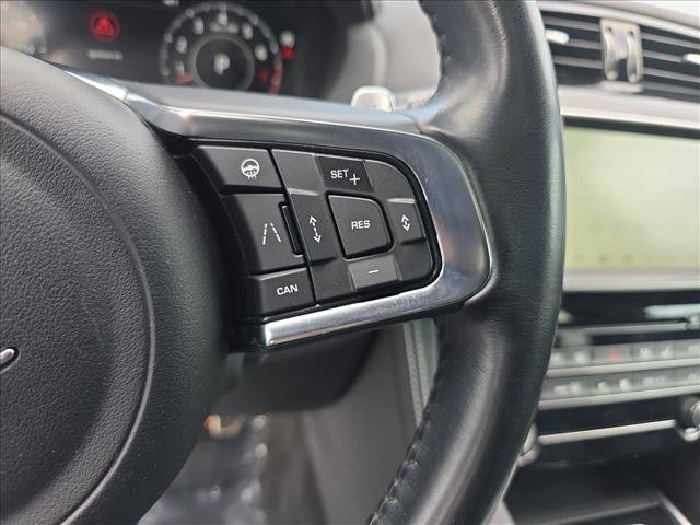 Used 2019 Jaguar F-PACE S AWD/4WD image 19
